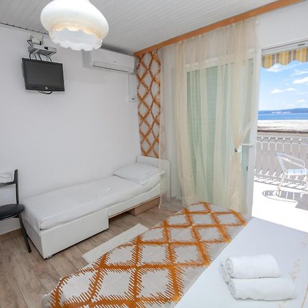 Apartments By The Sea Duce, Omis - 2992 Dugi Rat Værelse billede